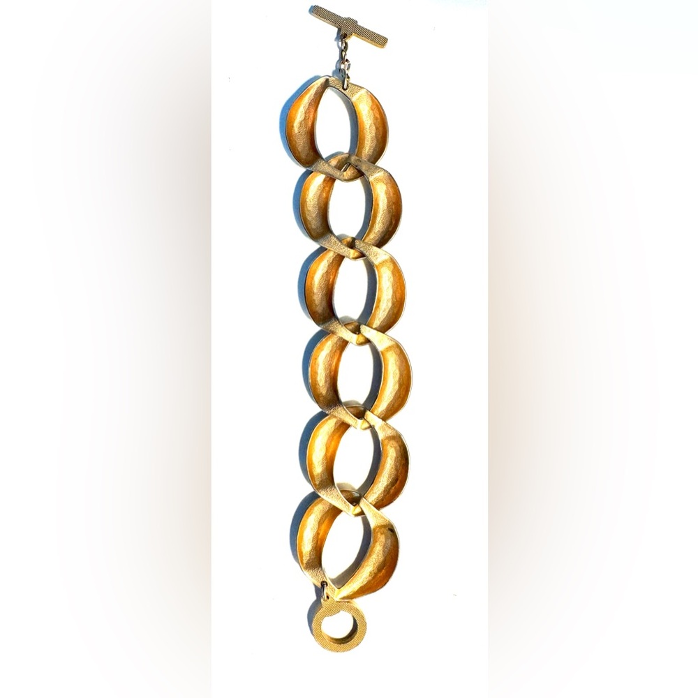 Chunky Gold Tone 8 1/2” Chain Bracelet - Picture 9 of 10